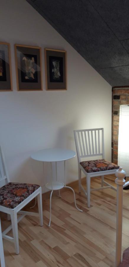 Hotel Metras Maja Aizpute Esterno foto
