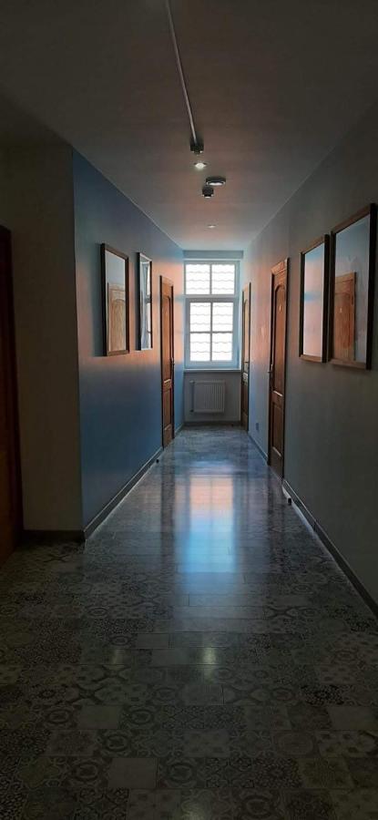 Hotel Metras Maja Aizpute Esterno foto
