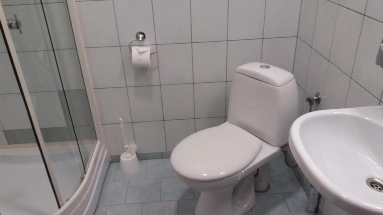 Hotel Metras Maja Aizpute Esterno foto