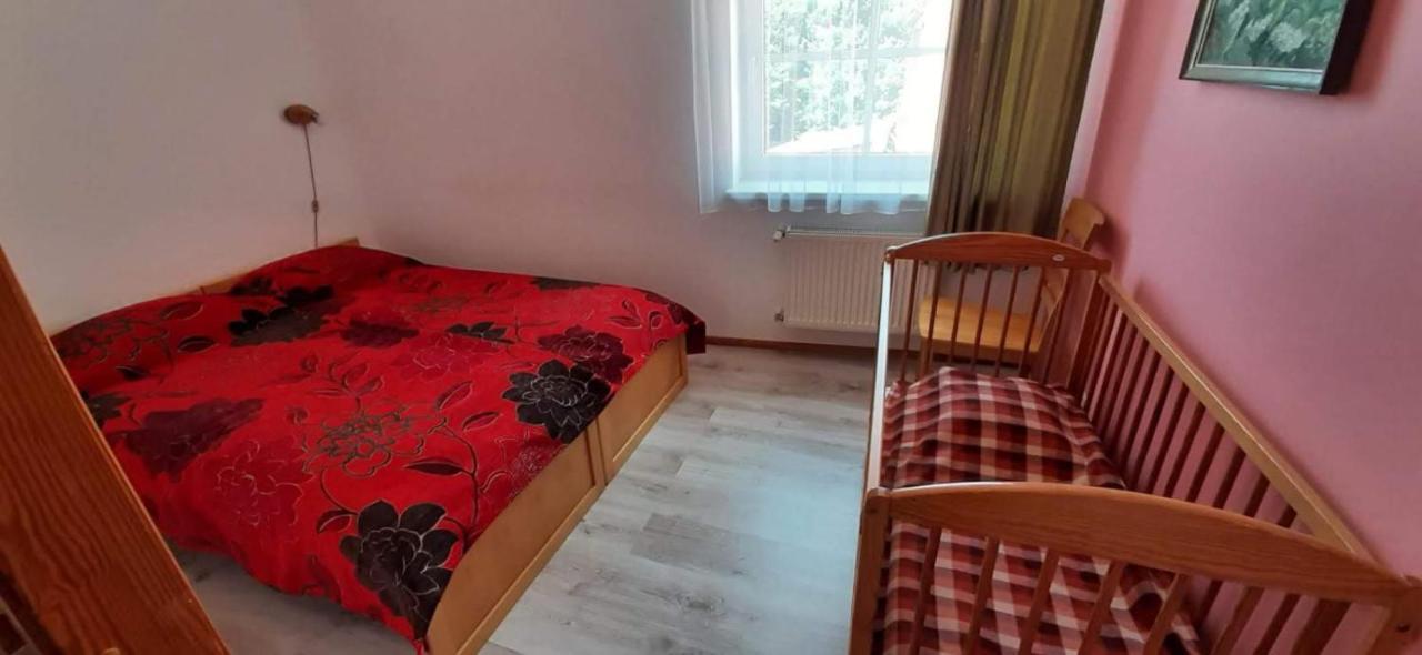 Hotel Metras Maja Aizpute Esterno foto