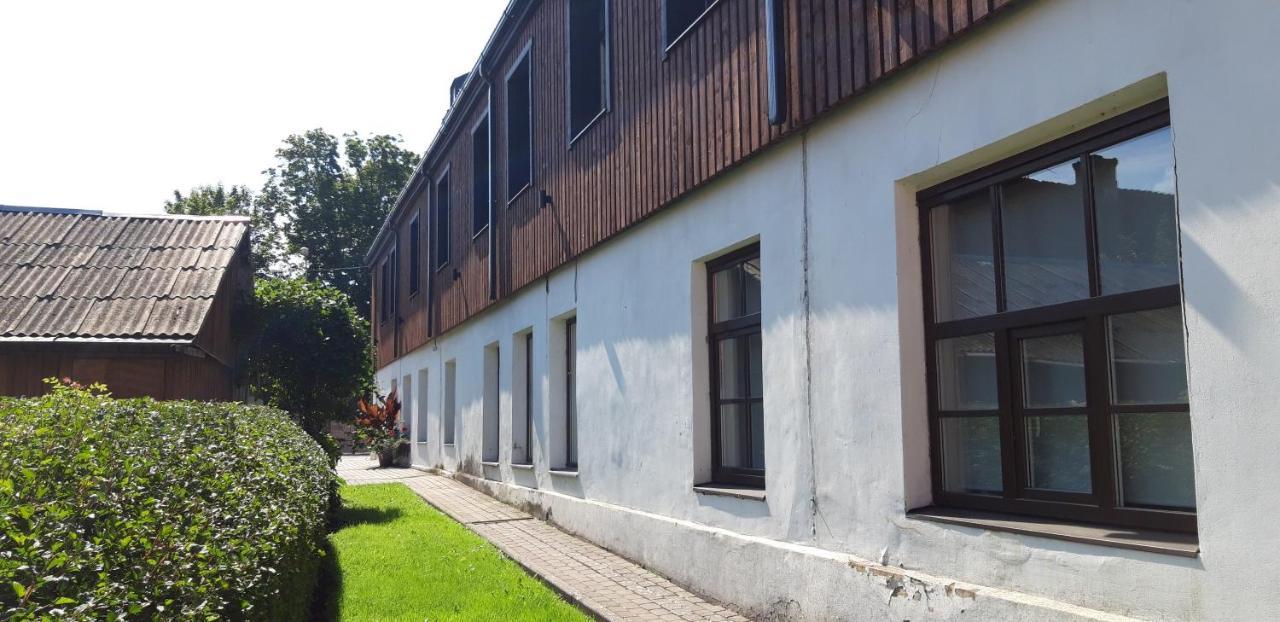 Hotel Metras Maja Aizpute Esterno foto