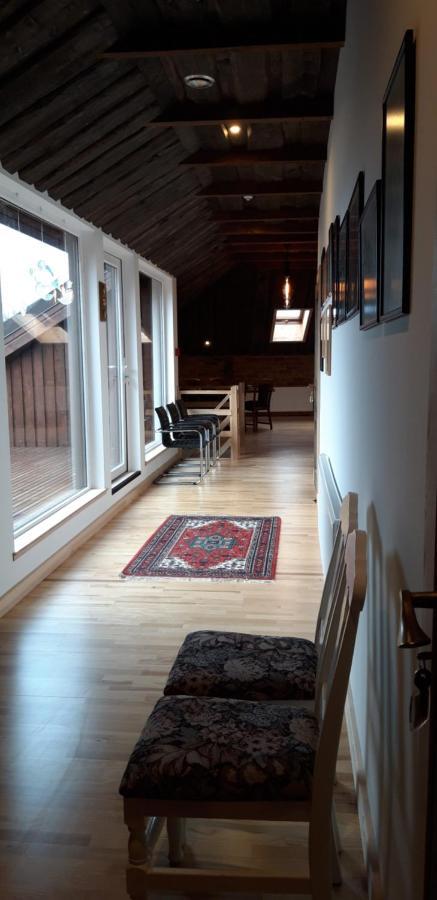 Hotel Metras Maja Aizpute Esterno foto